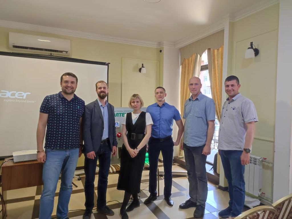 В Саратове состоялся обучающий семинар по оборудованию от SarmatT, SLINEX, и Элтех-Сервис